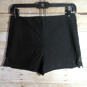 Mine black stretch shorts with lace corners